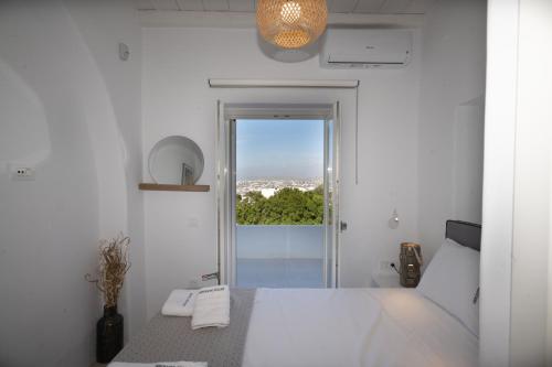Ambiente Villas -5 Bd Villa Mykonos-Agios Ioannis - Tap to explore photos