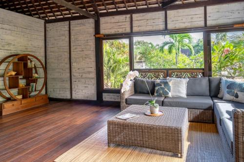 Three-Bedroom Villa image 10