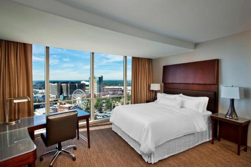 Traditional, Guest room, 1 King, Low floor image 4