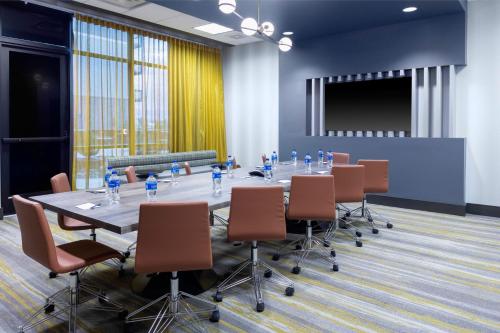 SpringHill Suites by Marriott Great Falls - image 8