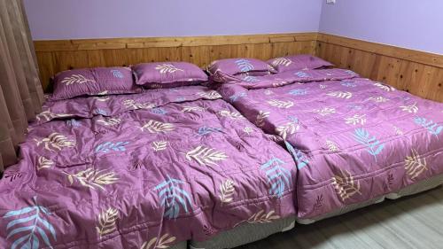 Twin Room with Private Bathroom image 4