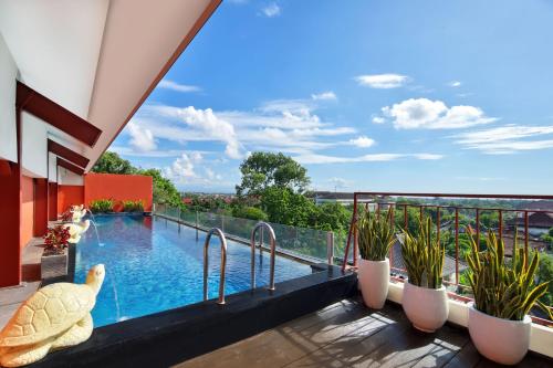 Swimming pool, Four Star by Trans Hotel in Denpasar
