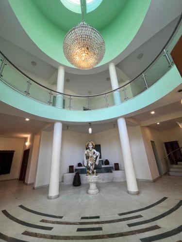 Lobby, Shanthi Nivaas in Chennai