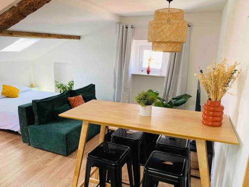 Beautiful refurbished cozy apartment, Nicea