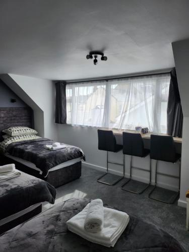 St Georges - image 7