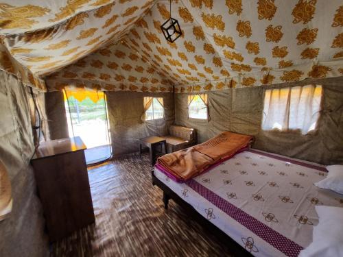 Tree Bones Camp, Bir (photo 10)