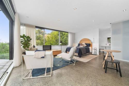 Modern Studio with sweeping views, McCrae (Foto 10)