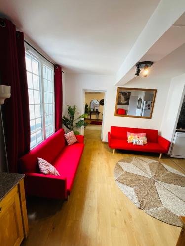 No 14 , 15 meters plein centre Mirepoix apartment Très Calme Netflix ,Terrace Sleeps 4 70 m2 - Location saisonnière - Mirepoix
