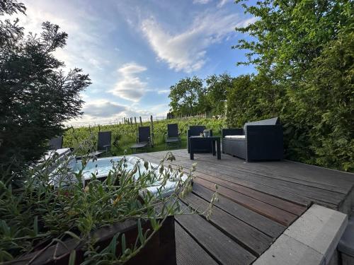 Apartmány & Vinařství Káňa (Apartmany & Vinarstvi Kana) in Pritluki