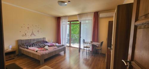 Bástya Apartmanház