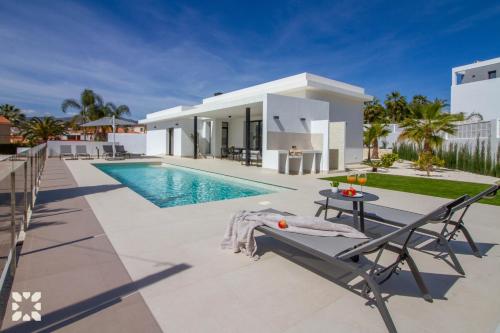 Villa Aquiles by Abahana Villas - image 5
