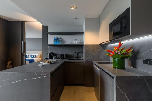 Noom Hotel Abidjan Plateau in อาบิดจัน