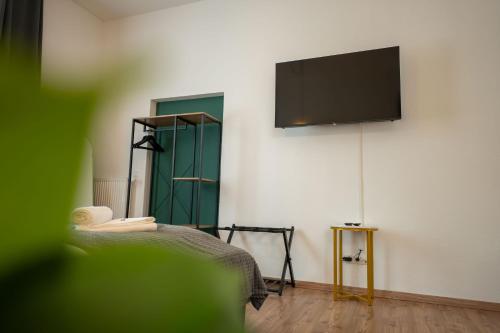 T21 - Apartment direkt im Zentrum mit Parkplatz, Chemnitz (Saská Kamenice) (fotografie 11)