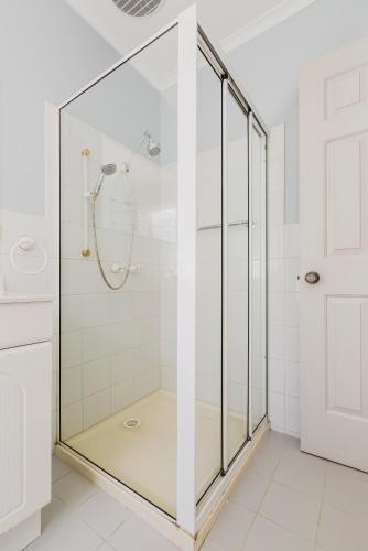 Family friendly Art Deco Garden Patio WiFi WFH