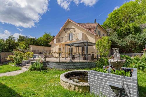 Maison de charme près de Saint-Germain-en-Laye, barbecue inclus gîte à louer Le Pecq