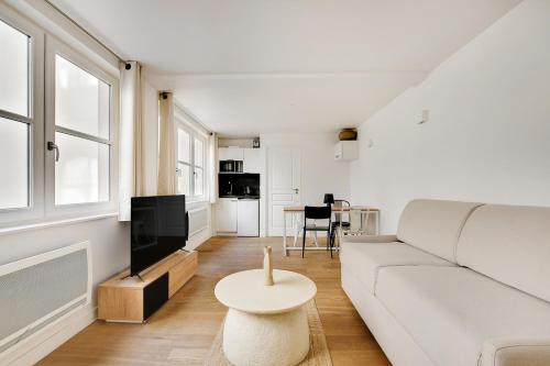 Pick A Flat's Apartment in Louvre - Rue Saint-Anne - Location saisonnière - Paris