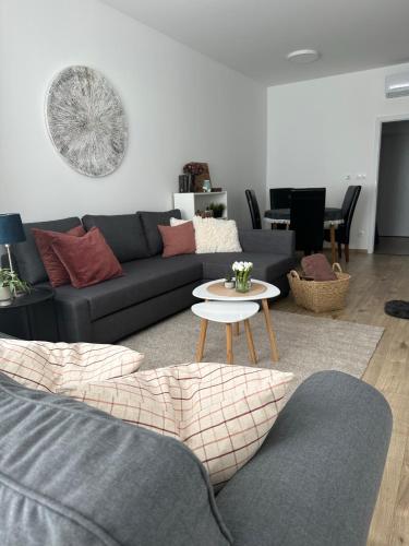 Essential Living in 奥雷奇奥瓦博顿