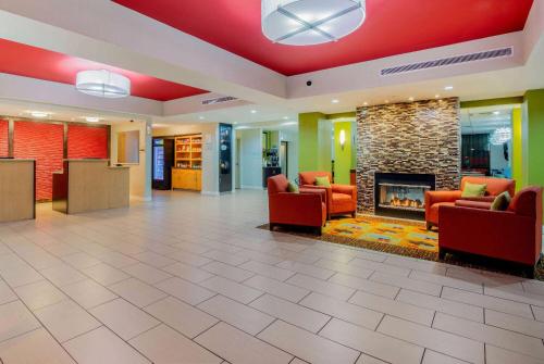 La Quinta by Wyndham Elkview - Charleston NE in Elkview, USA