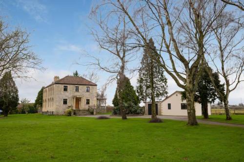 Guest Homes - Longscroft Manor