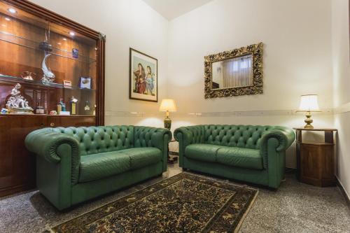 Shared lounge/TV area, Hotel Ambra Palace in Pescara