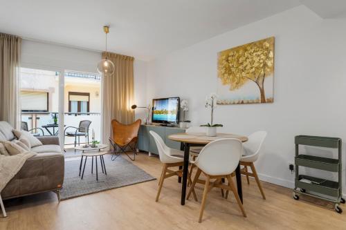Cozy near the beach by Costarentals - Ref 117 - image 3
