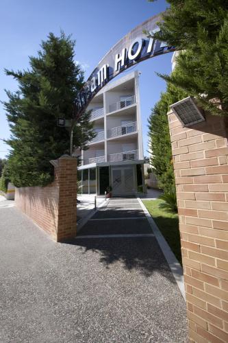 X Dream Hotel-Adults Only, Athènes