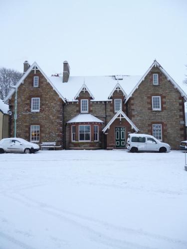 The Hopetoun Arms Hotel - image 3