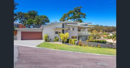 Family Tides - Pool & Ocean Views