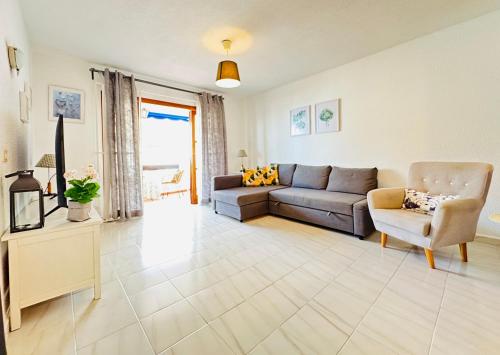 Sea view apartment in Los Cristianos 2