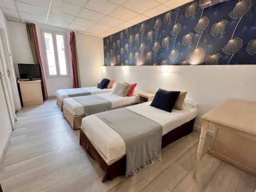 Triple Room