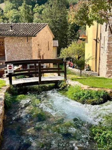 附近景點, affittacamere Folignocentro in 福利尼奧