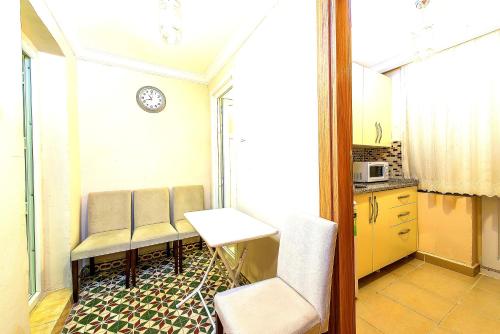 Two-Bedroom Apartment (Ground Floor) image 7