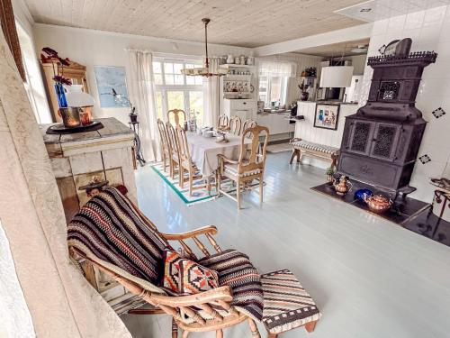 Chalet Villa Esefjord by Interhome in บาลสตราน