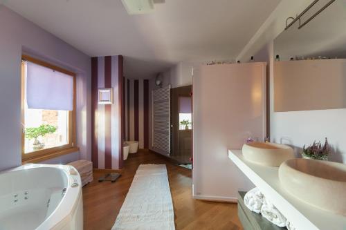 Bathroom, Villa Aurea in Lovere