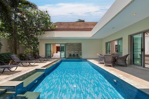 VILLA BOND| 3 Bedrooms | Private Pool | 3 min to Naiharn Beach