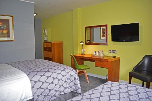 Quality Hotel Coventry - image 2