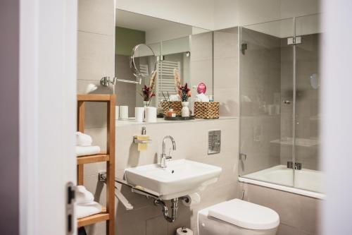 Three-Bedroom Apartment image 10