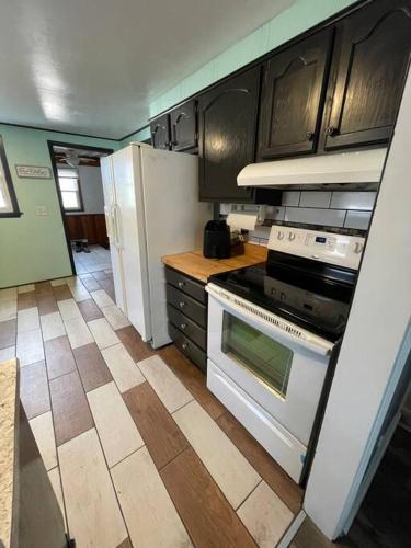 Beautiful Trailside Haven on the Edge of Town in Hibbing (MN)