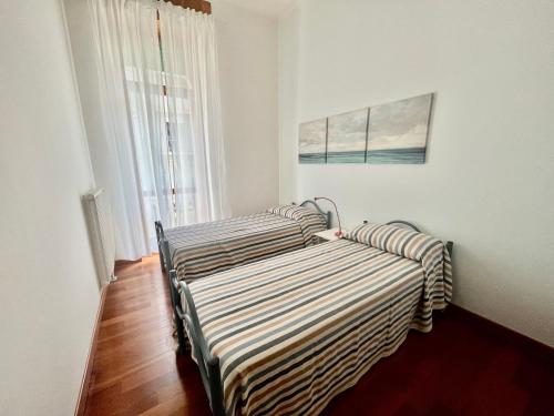 Two-Bedroom Apartment image 5