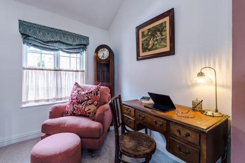 One-Bedroom House image 10