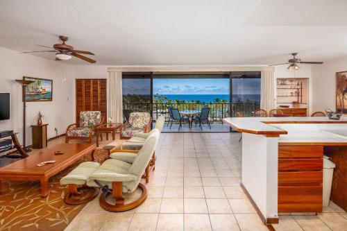 Kahaluu Bay Villas 304