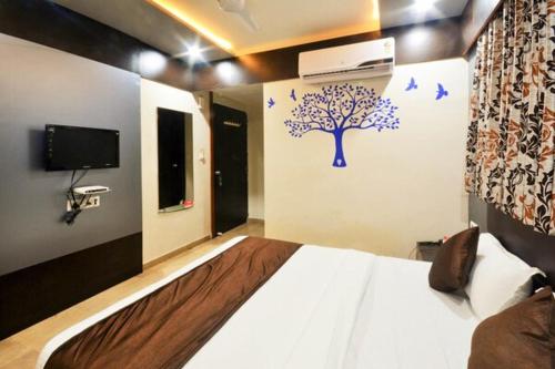 Hotel Krishna Naroda - image 5