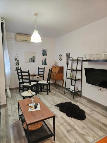 Apartamentos La Mar - image 6