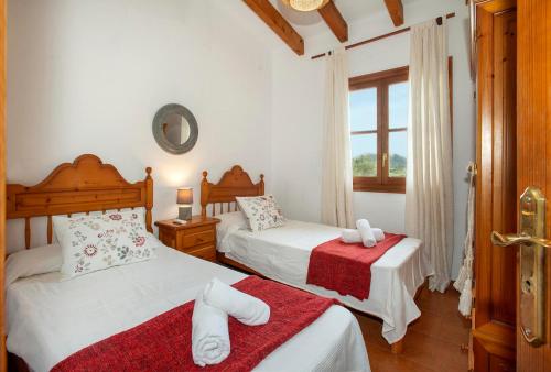 Five-Bedroom Villa image 8