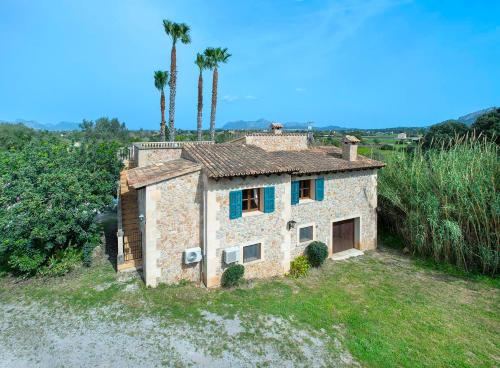 Five-Bedroom Villa image 1