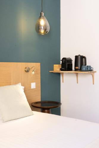 Double Room image 4