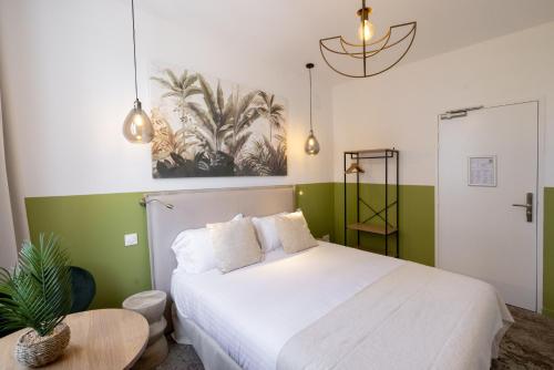 Double Room image 8