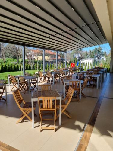 حديقة, Hotel Danubia Park in Veliko Gradiste