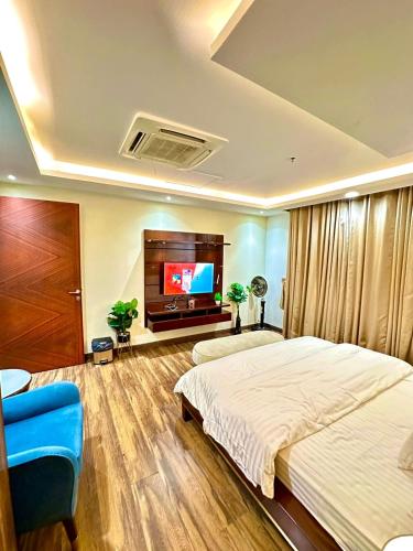 Apartment with Balcony room in Gold Crest Mall One Bed luxury Apartment- Mirhaa Homes