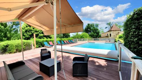 Maison de 4 chambres avec piscine partagee terrasse amenagee et wifi a Puy l'Eveque